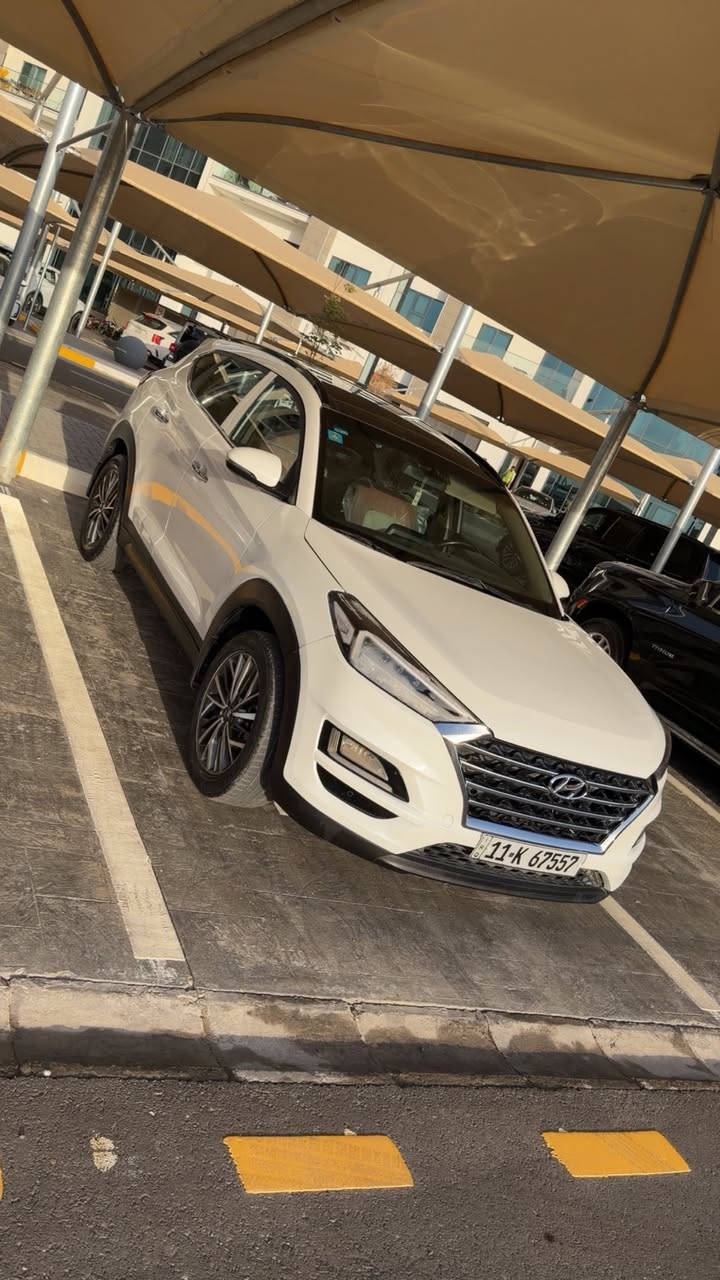 السلام عليكم للبيع هونداي توسان  للبيع موديل 2020   بيهة صبغ  جاملغين وبنيد  فول مواصفات    ويل كب كامرة خلفية  بنوراما اللايت خمس عدسات قطعتين تبريد كشنات جلد لونين دشبول والبوب صاج ماشية 113الف كيلو صدر جديد  مكاني بغداد العامرية  السعر173 وبيهة مجال  للاستفسار ***********
