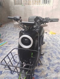 دراجه شحن R9 جديده ونضيفه وكل غراضها موجوده مثل سويجات اثنين ولبقيه كل...