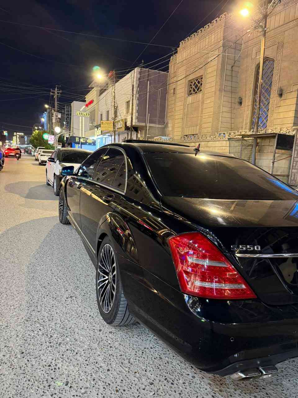 السلام وعليكم
مرسيدس S550 لارج وارد يابان 
موديل 2009 السياره جاهزه 
ماشيه 100
تخم تاير جديد باتري جديد 
حداده 100/100 
كفاله من كص والعشائر 
السعر اتصل وتدلل
مكان السياره بصره
 ***********اتصال 
***********وتساب
