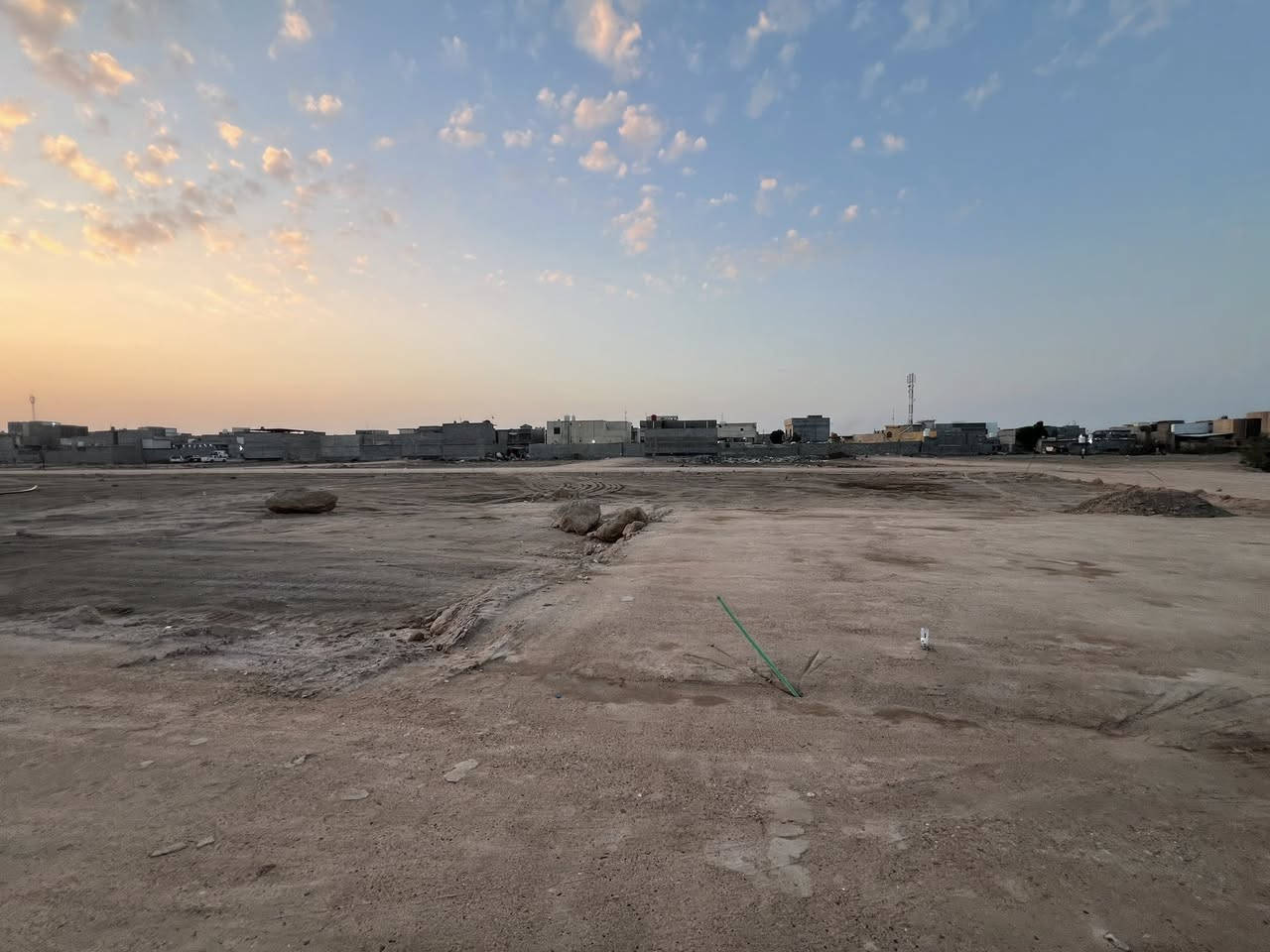 يتوفر لدينا قطع أراضي للبيع في  ابو الخصيب أم النعاج
طابو صرف زراعي سند 25
مساحه 150متر
 مساحه 200متر 
يتوفر كافه الخدمات
ماء كهرباء 
شارع 10متر
 والفرعي 8متر 
الاستفسار انتصال عله الرقم 
☎️***********☎️
