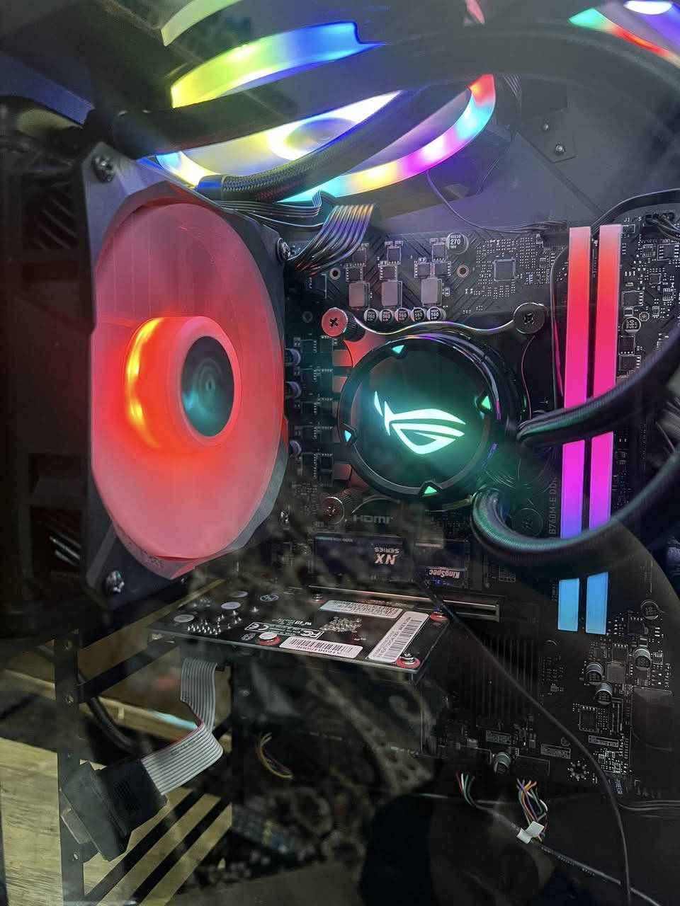 السلام عليكم كيس للبيع مواصفات
Cpu: ci5 12400f
Motherboard: msi B760pro e
Ram: black wolf 16Gb 2*8 3200Hz
Hdd:king space 1tb gen3
Powersupply:fsp 750+80gold
Cooler: rog strix lc120 fan1
بدون كارت شاشة 
السعر 850,000 وبيها مجال للتفاوض
القطع كلهن جدد ومامستخدمات اهواي


**إذا كنت صاحب هذا الإعلان وتريد حذفه لأي سبب، رجاءا أرسل رسالة إلى الدعم الفني**