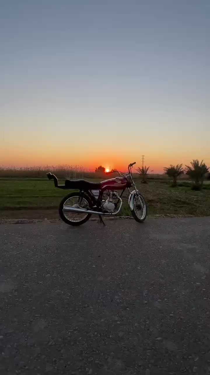 السلام عليكم دراجه البيع خمسه وعشرين امبدل بيه بس بستم خير من الله شلعه وفصله ب 550 وبيه مجال ***********
