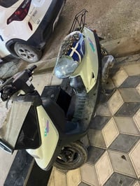 اخوان عندي هاي الدراجه لبيع كامله ما نقصه اي شي دراجه حلو ورخيصه وتفيد...