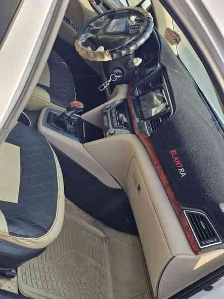 سلام عليكم للبيع
الانترا موديل 2018 خليجي فول مواصفات عد البصمه
السياره كلين 
رقم دولي صلاح الدين
سنويه لل2030 
محرك شرط
كير شرط 
محرك 18 
تبريد قطعتين
امري شفط 
لون ابيض ثلجي شرط
السياره شركه بعده شرط من الدعاميه للدعاميه 
السعر 145 وبيه مجال قليل 

السياره ترهم مراوس ب كيه ريو من 2012 ونته نازل 
وهم ترهم مراوس ب كيه حمل  موديل 2010.2009
مكان السياره موصل ناحيه القياره 

رقم الهاتف ***********
