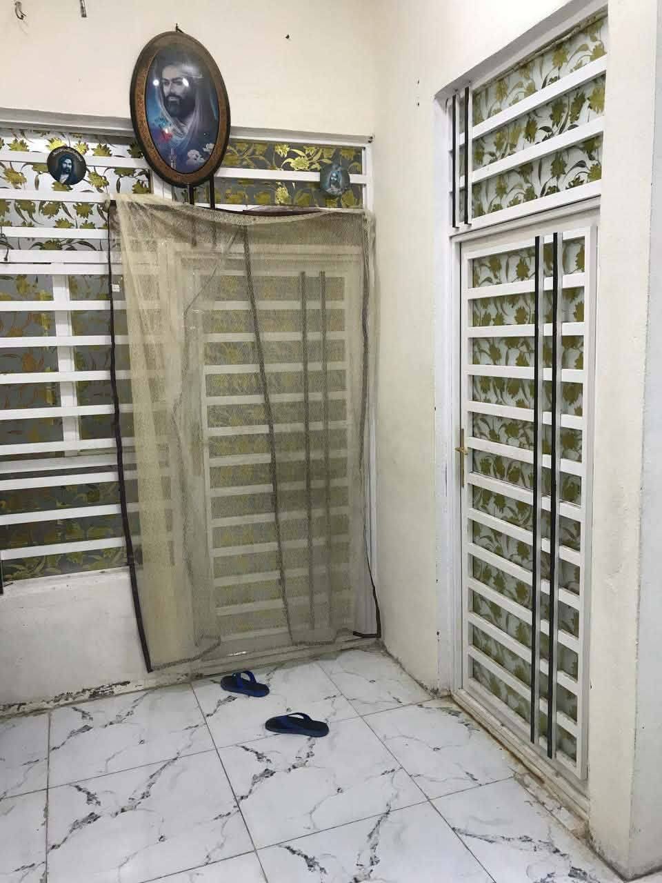 دار 💒البيع مساحه 100 طابو زراعي سند 25 يحتوي دار 💒علئ   غرفه وصاله واستقبال ومطبخ وطارمه حمامات داخليه وخارجيه الارضيه بورسلين و سيراميك السقف جبس بورد السطح الشتايكر  العنوان شارع المطار القديم مقابل مجمع الرحمن فرع صيدليه ارض الفرح يبعد عن الشارع 100  السعر المطلوب 35 وبي مجال بصيط العنوان كوفه البراكيه شارع المطار القديم اللاستفسار اتصل علئ رقم


**إذا كنت صاحب هذا الإعلان وتريد حذفه لأي سبب، رجاءا أرسل رسالة إلى الدعم الفني**