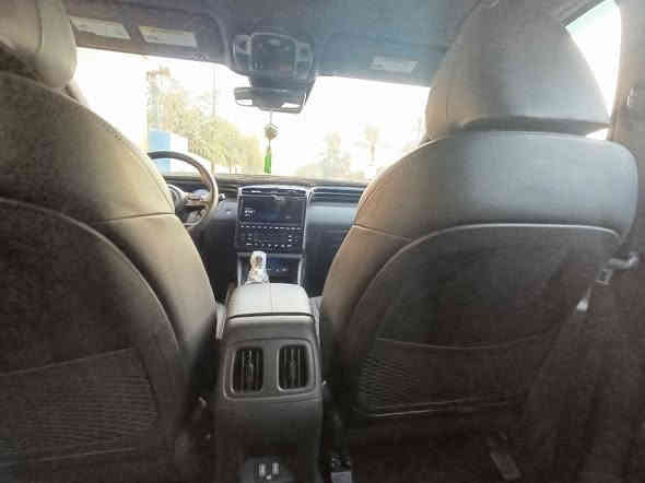 هيونداي توسان هايبرد 2024 ان لاين

بدون رقم دخول جديد 

  

محرك 2500

الموديل2023

ضرر جاملغ مبدل بلادي واشوية من البنيد وايضا بدلته بلادي

بدون ضبغ السيارة. 

ماشية : ١٢ الف زيرو

السعر : ٢٠٠ ورقة بدون رقم. 

           ====== مواصفات ======

فتحه بانوراما 

شاشه كبيره نفكيشن

بصمه

رادار امامي

مانع تصادم

تحديد مسار

نقاط عمياء

كامره خلفيه

كراسي مختم ان لاين جلد مع شامو

كرسي كهرباء 

كراسي تدفئه

مثبت سرعه

تحكم ستيرن

نظام قياده ذاتيه

تشغيل عن بعد سياره

شاحن وايرلس

هاند بريك كهربائي

دفع رباعي 4X4

باب خلفي صندوك كهرباء

اضويه اماميه زنون LED

كشافات ضبابي LED

اضويه خلفيه LED

نظام GPS خرائط

3 انظمة قياده NORMAL/ECO/SPORT

بلوتوث 

مدخل USB + AUX

مكاني بغداد

للتواصل /   *********** واتساب

              ‏‪***********‬‏
