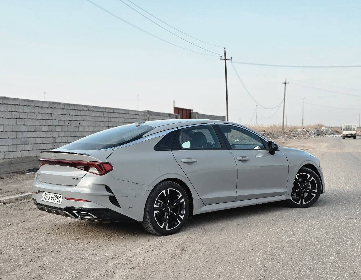 سلام عليكم k5 للبيع وارد امريكي موديل 2022 gt line
محرك 1600توربو بس تسارع قوي
نظام صوت 
رادار امامي كشنات جلد ختم عليها gt line
ويل كب بلادي سياقه ذاتيه نقاط عمياء 
سياره بدون بانوراما فقط
سياره حادث فقط شويه من بنيد ومصبوغ ع كده وباقي كله مكفول حته دعاميه بلادي وكلشي بلادي ماشيه 78 mi رقم شمالي بسمي السعر المطلوب 183 وبيها مجال وماكو هيج حادث بهيج سعر للاتصال ***********
