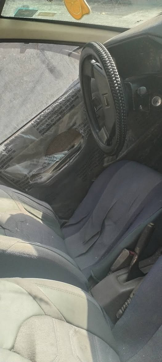 سلام عليكم للبيع مازدا ٩١ سنويه جديده رقم جديد مشروع وطني تريد وكاله تريد تحويل تايران جدد باتري جديد  سعر ٢٦ وبي مجال مكان خانقين ***********
