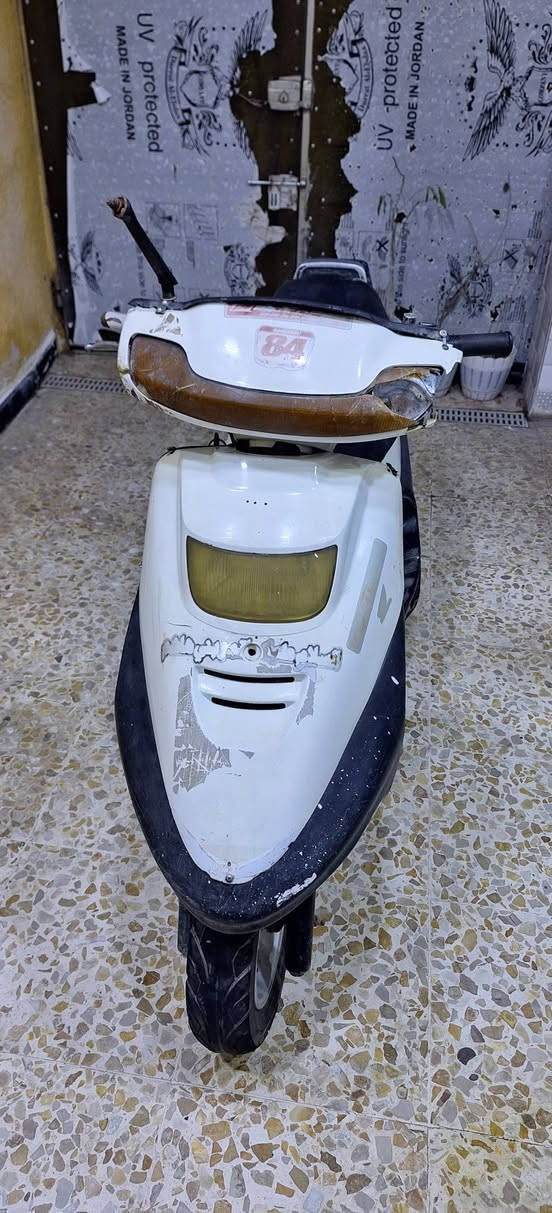 السلام عليكم نوع فراشه سرعه 140 جانت تشتغل ونتركت (ابيع كوم حديد) سعرها 150  مكاني بغداد الشعله
رقمي ***********
