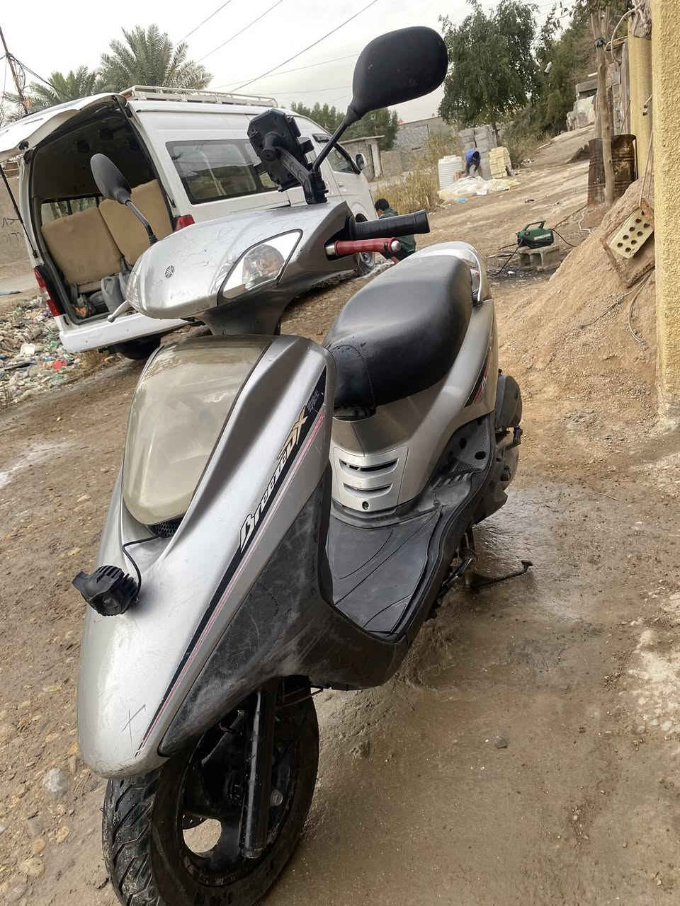 بريز للبيع دراجة كاملة ماناقصة شي خير من الله رايدة ب700 وبية مجال ***********
