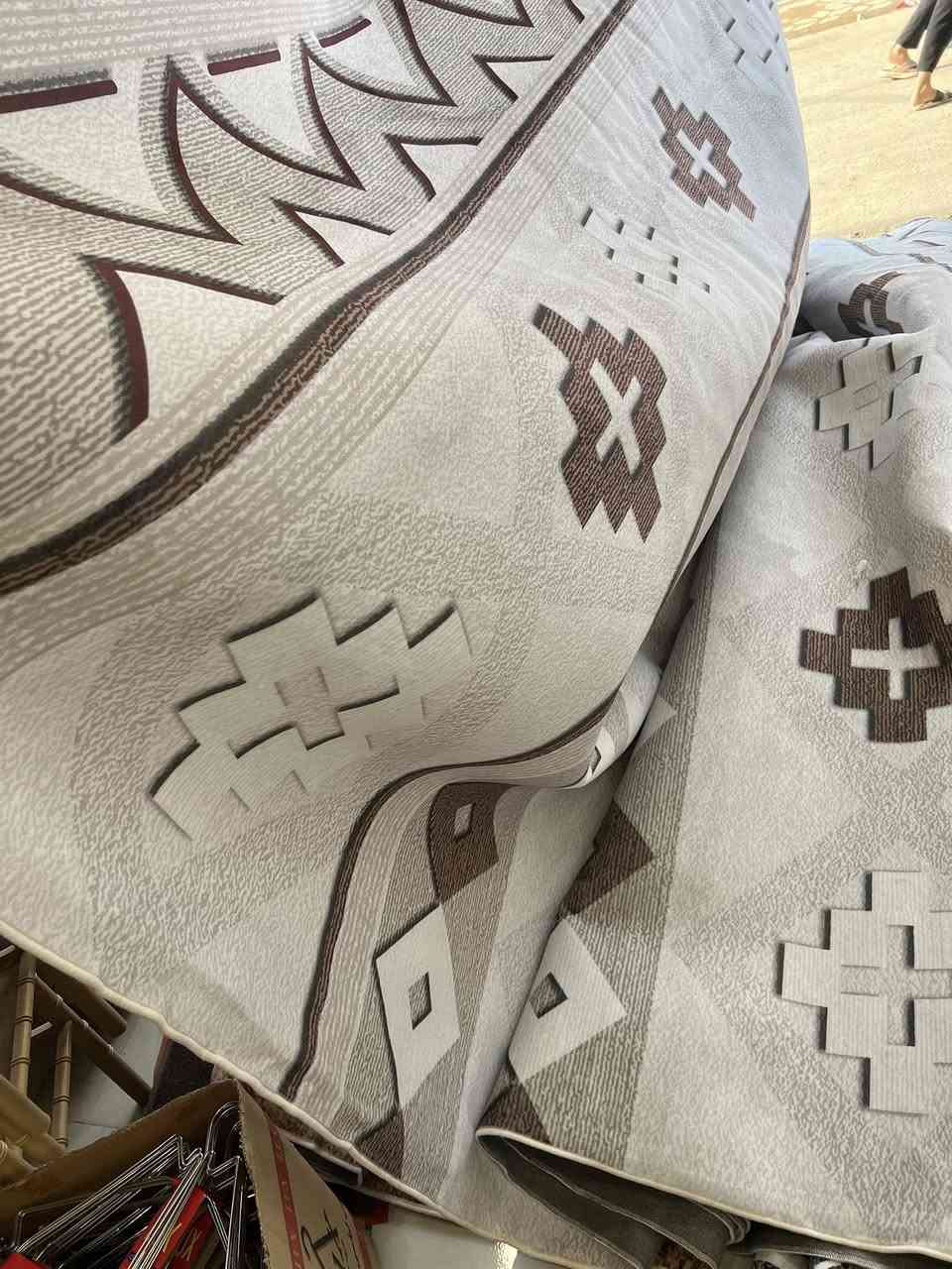 توفرت قطع كلاودي قياس 3*4 ضبط
ضهر رصاصي كابوي ✅ثقيله جدا✅
الالوان 👇👇


**إذا كنت صاحب هذا الإعلان وتريد حذفه لأي سبب، رجاءا أرسل رسالة إلى الدعم الفني**