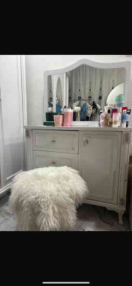 أغراض للبيع استعمال جدا قليل العنوان بغداد/جسر الطابقين التواصل على الواتساب***********
