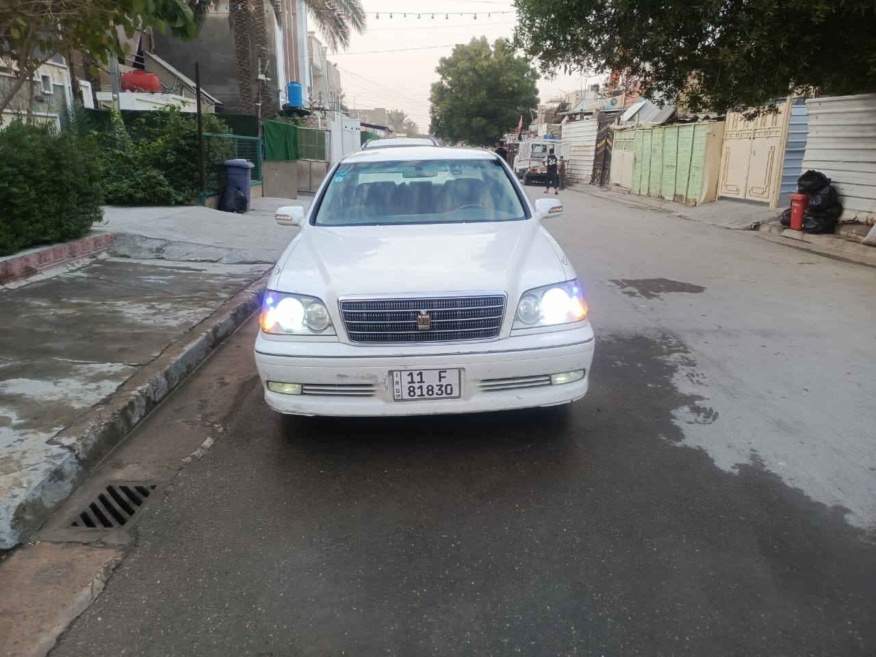 السلام عليكم للبيع ملكة 2002 بغداد رقم أنكليزي قرار 48 بسمي تحويل مباشر وين مايعجبك هزة جديدة شاصي 75 ديفور الكبير كرستال اصل مري شفط ستيرن كهرباء سيارة كفالة عامة من الكص وكافة الاجرات القانونية العنوان بغداد للاتصال ***********
