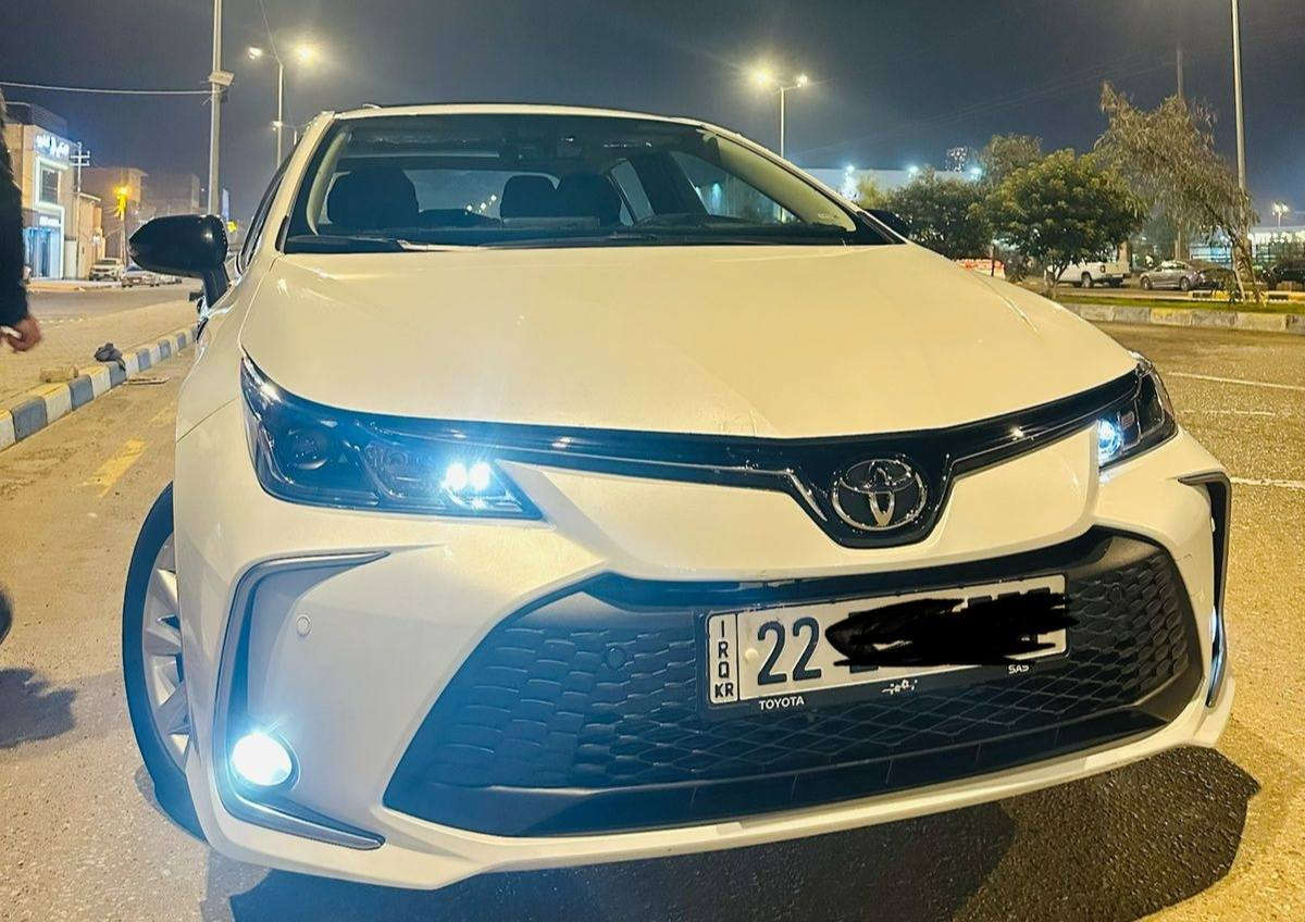 السلام عليكم 
كورلا موديل 2025 خليجي 
السياره شركة ساز
ماشية 6 آلاف 
فول مواصفات للاخير....  1/1
مكفولة كفالة عامة بوضع الزيرووو 
بصمه 

سلايت 

محرك 1800 بنزين

شاحن موبايل 

حساس امامي خلفي 

تحكم ستيرن فول 

شاشه اصليه 

كامره اصليه 

ترحيب عن قرب 

اشاير مري

لد امامي 

لد خلفي 

سبير منازل 

السياره بأسمي
بيها مكانين بارد بسيط 
وبعد بيها مواصفات اكثر

رقم صاحب السيارة 
***********

السعر :: اطلبه بالتعليقات يصلك خاص 📩

#ادارة_الصفحه ⚡

ملاحظه / 🔴
مدير الصفحه غير مسؤول عن بيع وشراء واصوليات السياره نحن صفحه لعرض السيارات فقط.
