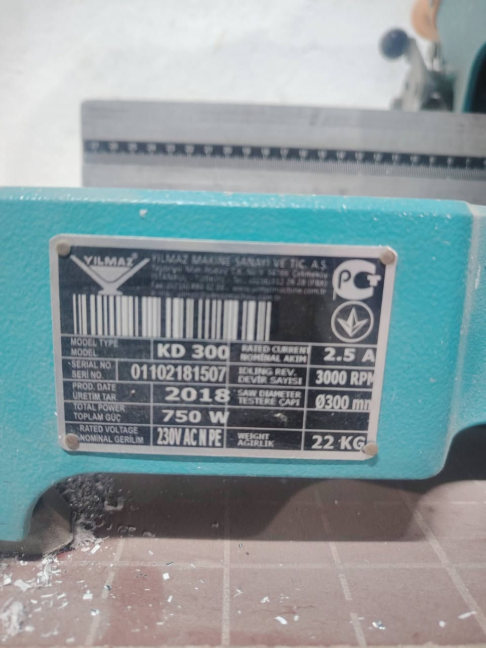 كتر ألمنيوم يلمز نضيف مع دواكير اثنين 
وميز كتر تسكام
مكانه كربلاء طوريج
للأستفسار ***********
