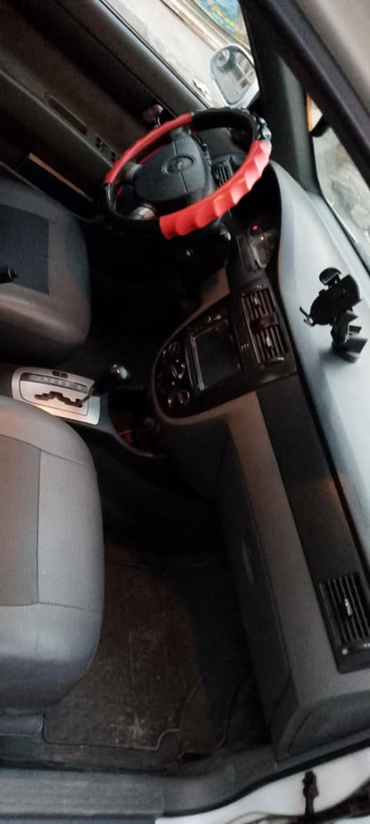 السلام عليكم
اوبترا للبيع 

موديل: 12

سياره نضيفه وخير من الله كير محرك حداديه تخم تاير تبريد ثلج 

السيارة نضيفه 

رقم بغداد انكليزي 

تحويل ثاني يوم 

السعر(86)وبيه مجال 

للاستفسار ***********
