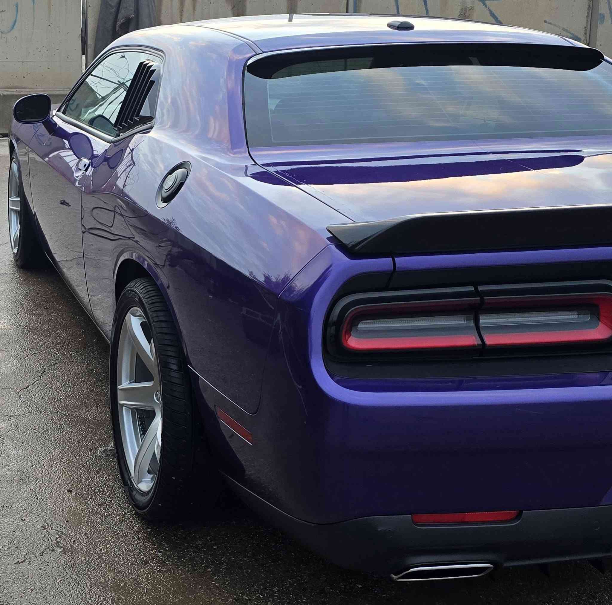 مراوس ب راف فورد بانزين اريد ياباني فقط خليجي
جالنجر النداء الاخير ٢٣ رقم بغداد الرقم الجديد الدولي جيتي لون مميز 
عنواني بغداد بوابة الكاظميه قرب الجامعه 
رقمي اتصال وواتساب 
***********
