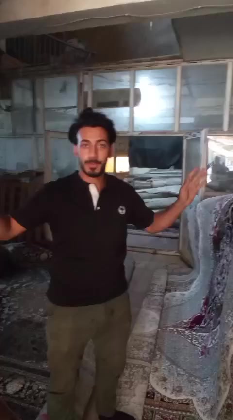 متوفر زوالي ١٢٥ قطعه فقططط كاشان إيراني درجة أولى نوع ثقيل 
***********
اتصلو ع الرقم للحجز
