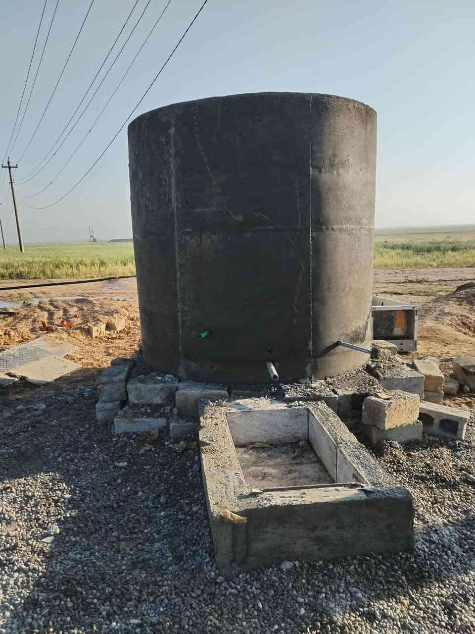 السلام عليكم يوجد قالب مال قصاطل للايجار السعر 60 ألف ياخذ ماء خزن 8000لتر هذا رقمي *********** نشتقل في الشرقاط حالياً الجميلة بعاجة العيثة الخضرانيه
