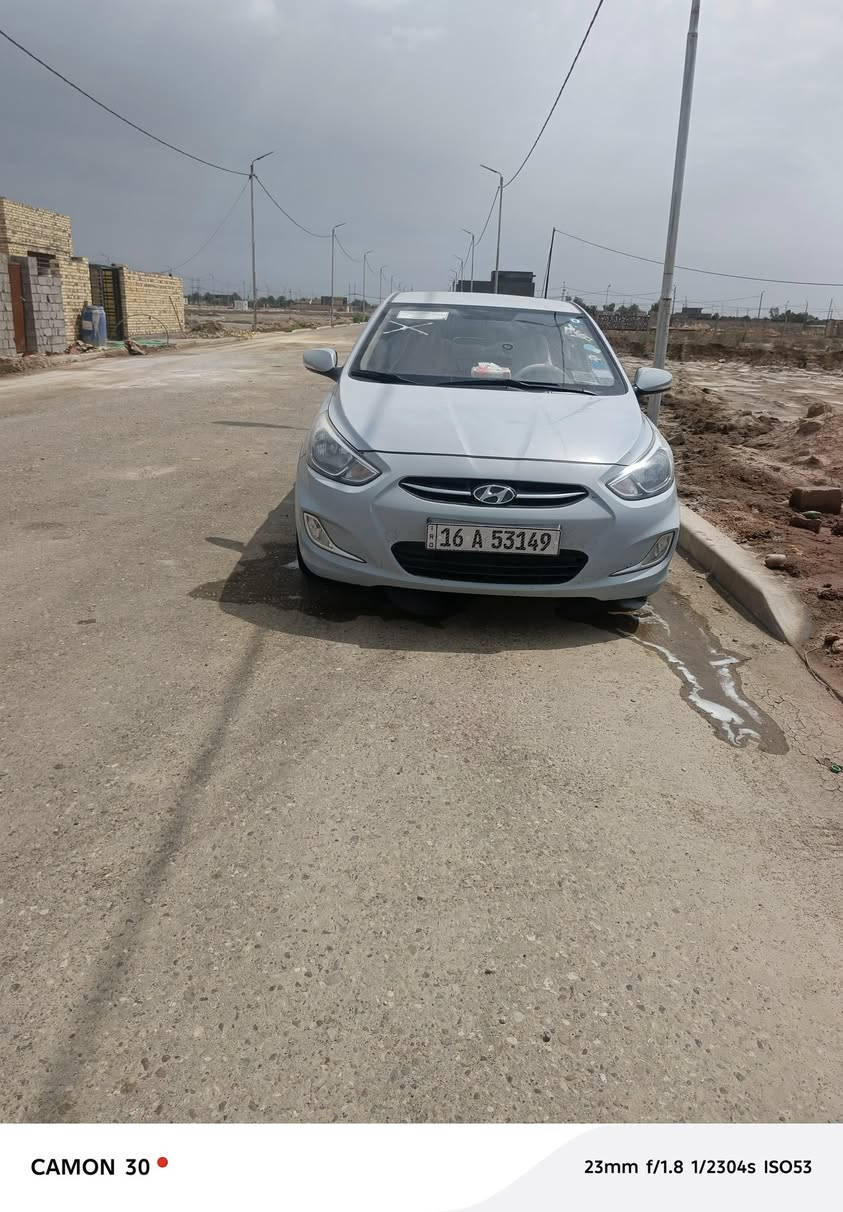 سلام عليكم اكسنت موديل 16خليجية السيارة تحكم ستيرن جهتين اشاير بل مري سيارة خير من الله رقم قادسية رقم نكليزي  محرك 1600
بسمي السيارة تحويل ثاني يوم سيارة ما متعوبة نضافة فول كل نقص ما بيهة سيارة محولبة غير الحالوب الباقي كفالة ***********
