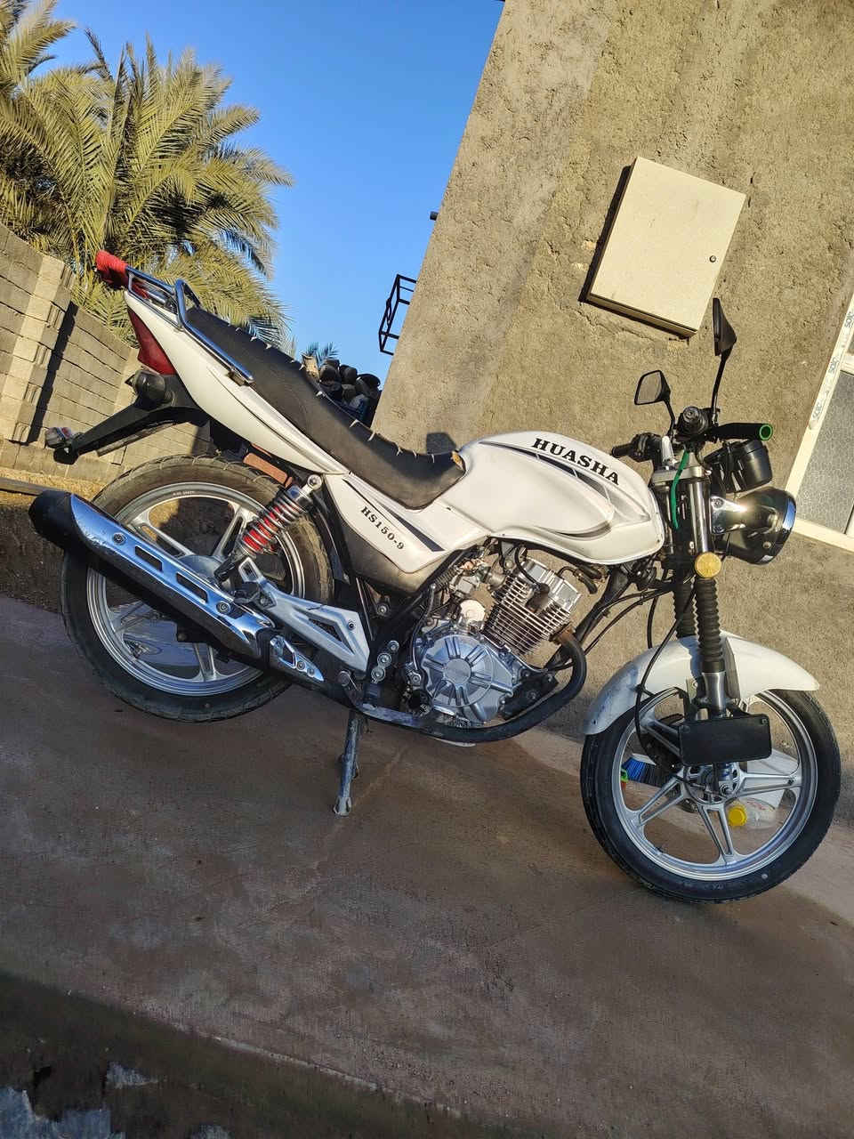 دراجه هايوش موديل 2018 كهربايات شغاله كامل محرك نظيف ونشط وبي اوراق كمرك ورقم شاصي باقي بس التسجيل السعر800 المكان القائم قضاء الرمانه الي حاب يتصل هاذ الرقم ***********
