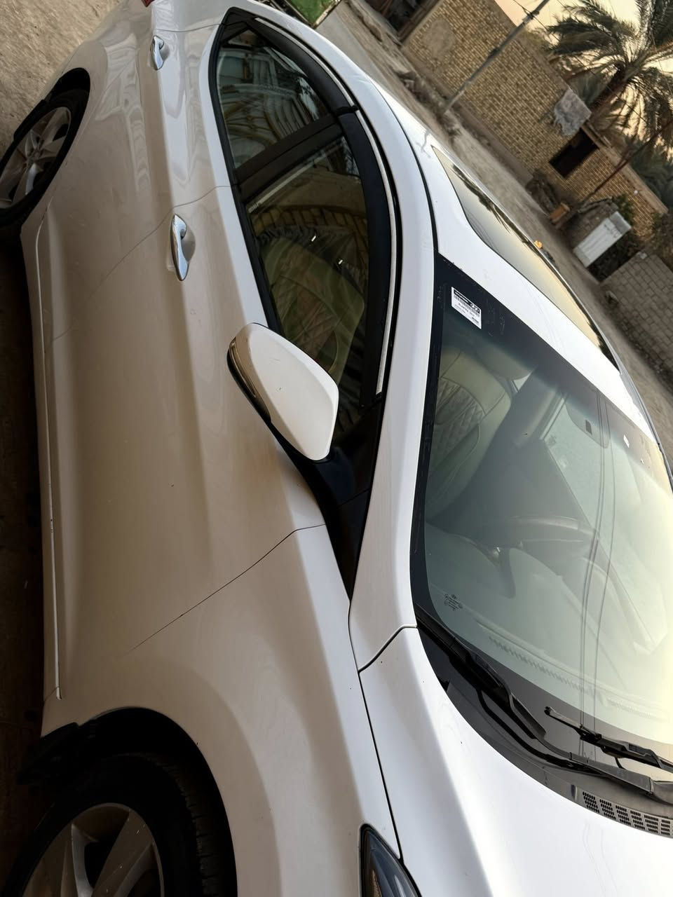 النترا 
2014 فوول مواصفات
عدا البصمه
محرك 1800 
السياره بيها بوارد
وباب السايق مبدل 
حادثه بلجنطه وبيها تعمير ب الحوض 
السياره محركها مفتوح وكيرها جديد 
السياره ب 108 وبيها مجال قليل حك الجيه 
السياره مكانها بابل
***********
