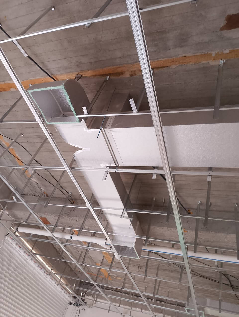 سلام علیکم ورحمة الله وبركاته
یوجد لدینا انواع و اشکال دکت فوم اماراتي بسعر مناسب 
عنوان/طوز خورماتوو  جمهوریة سایتین حەمە قلای قرب معهد سمارت
  1-شرط ضمان 100%
  2-مسٶلین علی كل الخلل 
 3-نوعیة الفوم ٳماراتي
 
 بادارە/ وستا علي
رقم موبایل/ ***********
