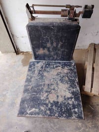 ميزان #للبيع ب 130 07700447804