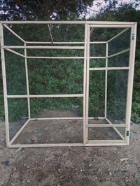 قفص خشب • ارتفاع ١.٥م • ملحق شارع الروان