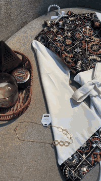 مو كل فستان يگدر يخلي العيد يحچي عنچ… بس هذا؟ 👑🔥
فستان عيد بفخامة راقية ✨
تطريز ملوّن يجنّن يلمع بذوق عالي
قماش ناعم وقصّة مرتّبة تبرز الأنوثة بدون مبالغة
اختيار مثالي للعيد، للمناسبات، وللّي تحب تتميّز 🌸
💰 السعر: 45 ألف فقط
🚚 توصيل متوفر لكافة المحافظات
📞 للحجز والاستفسار: ***********
#فساتين_رمضان
#فساتين_شعبان
#دشاديش_بنات
#ملابس_بنات
#فساتين_أطفال
#أناقة_رمضانية
