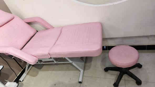 سلام سديه متحركه تفيد الحلاقين و الصالونات والعيادات السعر 200 للاستفسار رقم ***********
