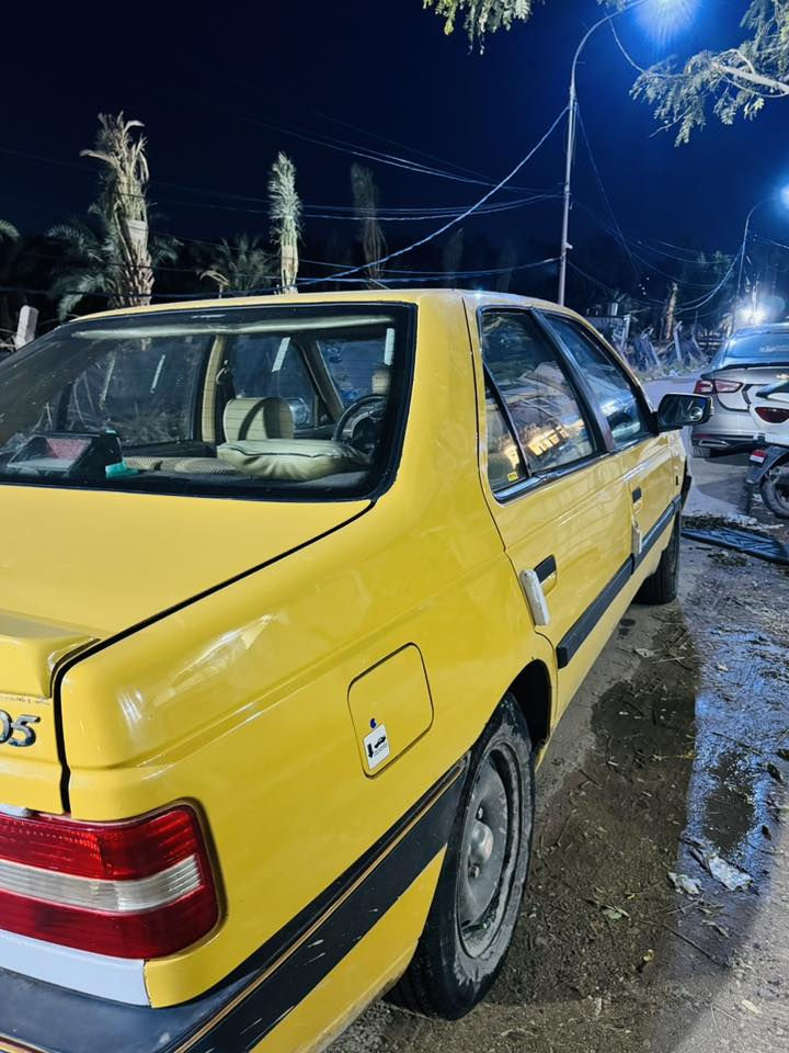 السلام عليكم بيجو لميس 2015
رقم بغداد لوحات انكليزي مكينة فرنسي ادامة كاملة للسيارة تخم تاير جديد كهربائيات كاملة حادث فقط الجاملغ الايمن بدون دواخل  صدر امامي كامل جديد تبريد شغال دوشمة جديدة كاملة ارضيات و كشنات منضومة زنون مصفرهة هيئة وغرامات سنوية لنهاية السنة ...... العنوان /بغداد/الكاظمية 

***********
