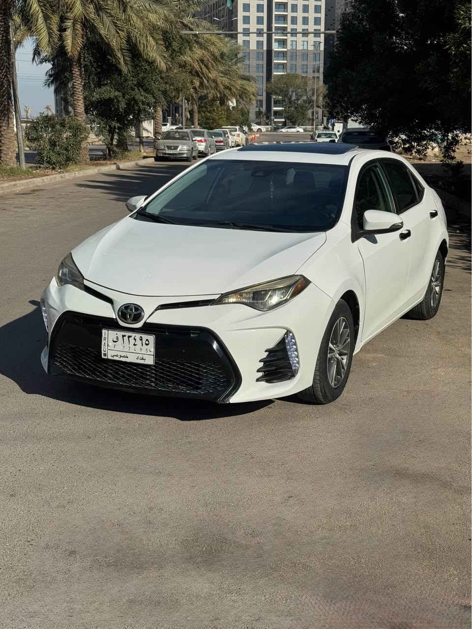 جمعة مباركة على الجميع
كورلا 2019  لون ابيض بسعر البلاش 143 وماكو هيج سعر بهيج موديل وهيج نضافه السياره اني مرقمها على ايدي السياره بسمي شخصيآ
***********
حادث السياره جاملغ وبنيد بدون دواخل مبدلات نفس اللون باقي السياره ليبل واحد ايرباك استيرن فقط 
السياره داخله ماشيه ٥١ الف مايل شغاله وتمشي وهسه ماشيه 88 الف مايل 
✅كورلا 2019 Se بجم قرش 
المواصفات :
✅فتحة 
✅شاشة كبيره
✅كامره خلفيه دواره 
✅لايتات عدسه زنون  
✅رادار امامي خلفي 
✅تحديد مسار 
✅تدفئة كشنات 
✅هيتر استيرن 
✅فول تحكمات ستيرن 
✅شاشة اعطال 
✅اشاير بالمري 
✅ويلكب حجم 15 
🔑كير محرك مكفول لا تبخير ولا تنقيص ولا مفتوح 
السياره ادامه كامله تخم تاير جديد صدر امامي خلفي جديد باتري جديد دهن وفلاتر وادامه منضومة احتراق جديده بلكات ونوزلات جديد السياره مابيه مصرف دينار واحد 
السياره رقم بغداد شرط التحويل بسمي شخصيآ
مكان السياره بغداد السيدية
للتواصل هذا رقمي وبي واتساب
*********** بغداد, العراق
