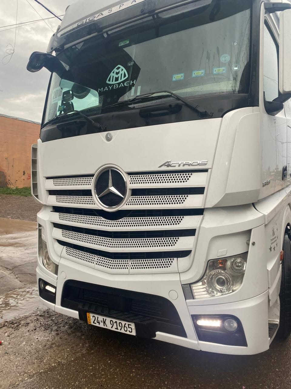 2016

جانبو تانكي 25 

 حجم 48

تخم ويلكب 

فول فول 

بدون رتيدر 

***********
