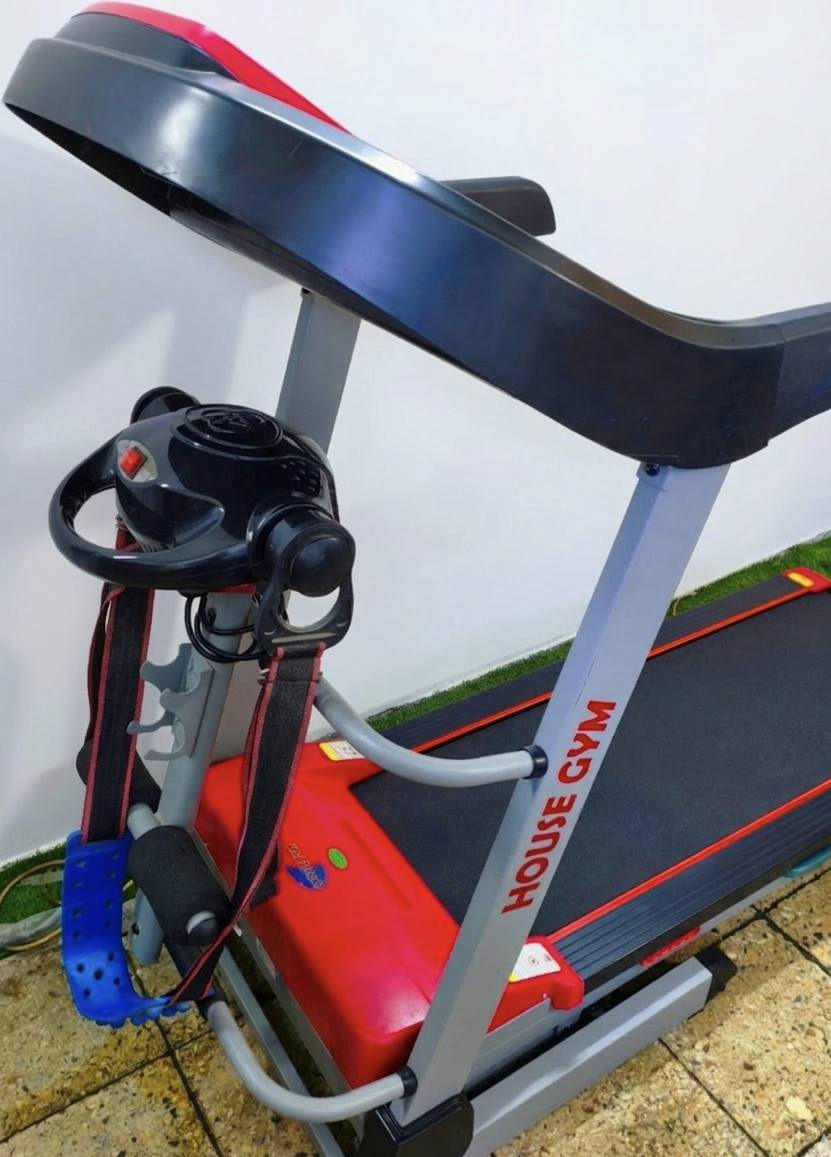 السلام عليكم
للبيع جهاز جري ماركة هاوس جيم T900a house gym 
جبلي دبل ماطور 
الجهاز على وضع الشركة ( نظيف جداً )
المواصفات 110 كيلو حقيقي وليس وهمي 
السرعة عالية جداً 
يحتوي على رجاج تكسير الشحوم
وحساس قلب وجك هايدروليك 
وusp و mp3 
السعر 325 الف 
العنوان بغداد يوجد توصيل داخل العراق


**إذا كنت صاحب هذا الإعلان وتريد حذفه لأي سبب، رجاءا أرسل رسالة إلى الدعم الفني**