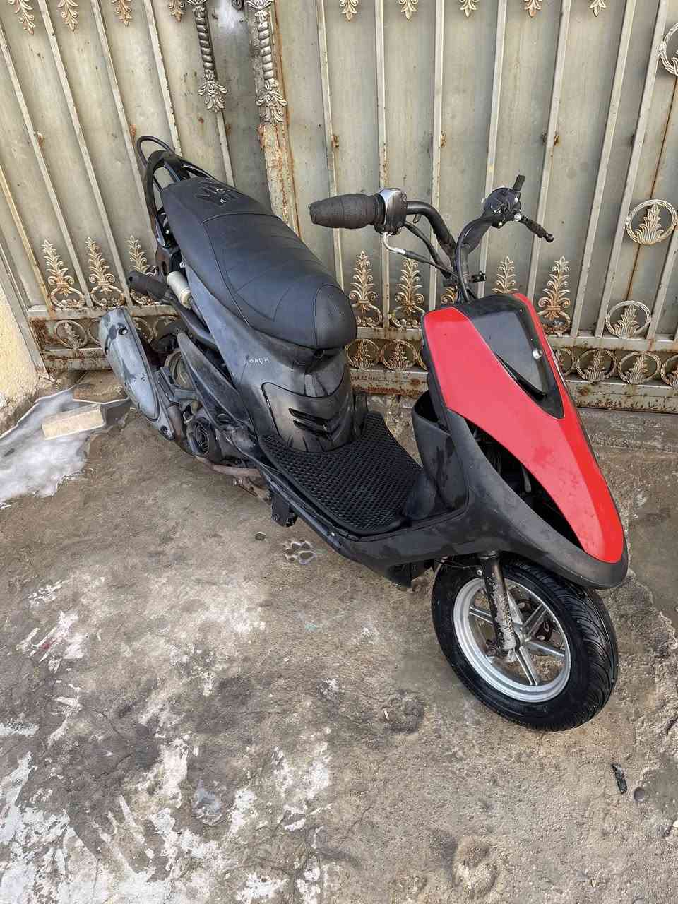 سلام عليكم: دراجة ماكس عدلة مالعب بيها ويل نجمة اصلي وقاعدة مال رقم اصلية ومكينة خير من الله لا نضوح لا تبخير عوزها بس بطل 😅♥️ ***********
السعر خاص :
