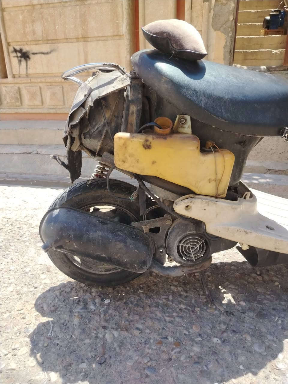 سلام عليكم عند هد عبد الحليم ابيع ١٣٠ وبيه مجال كل عيب مابيه عيبه بس كشر تعبان بيه هندر وحد يشتغل وهد رقمي ***********
