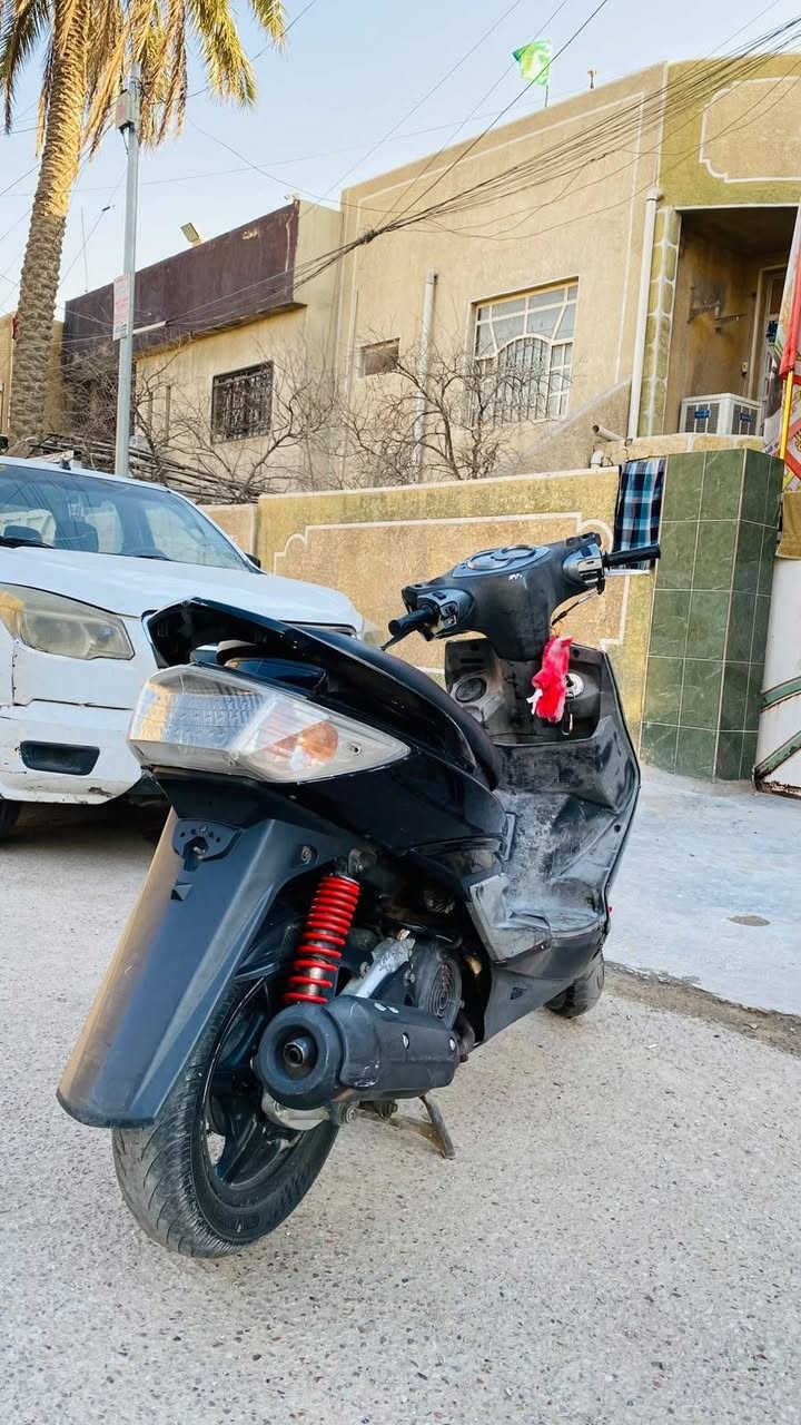 دراجه سكنس فحل كابريتر دراجه حلوه واتخبل وبيهه نقوصات بسيطه السعر 550 الشراي يدخلي وتساب مكاني بغداد الشعب ***********
