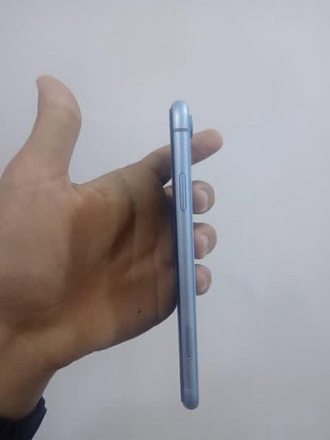 السلام عليكم مكلف بالنشر 

ايفون XR للبيع ذاكره ١٢٨ بطاريه ٨٧ مامبدل بي شي السعر ٢٠٠ قفل للتواصل خاص او ***********
