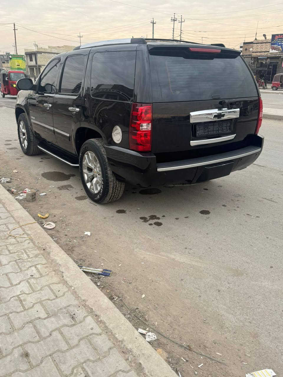 اسلام عليكم 
شوفرليت تاهو أدوات  نضافه فول 
كص قماره
دخول جديد
الموديل: 2009 
المواصفات 
LTZ  فول فول 
مقاعد جلد 
داخل عسلي 
ويل كب كروم 
20
دلعه كهربائيه 
———————————
أدوات أدوات ادوات
———————————
السعر 85 ويه مجال 
البيع فقط بدون مراوس 
اي استفسار لتصال
***********
‏‪***********‬‏
مكان السياره بغدااد
