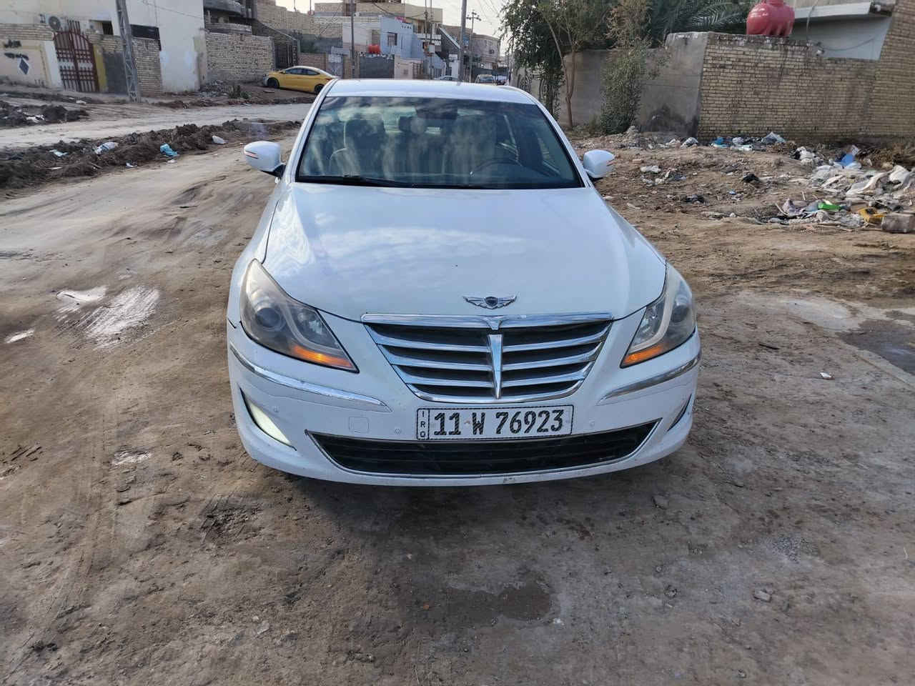 اسلام عليكم جنسس موديل ١٤ رقم بغداد حادثه بنيد وجاملغ موديل ١٤ لسياره حلو سعره ١١٠ وبيه مجال بصيط *********** تصال او واتساب
