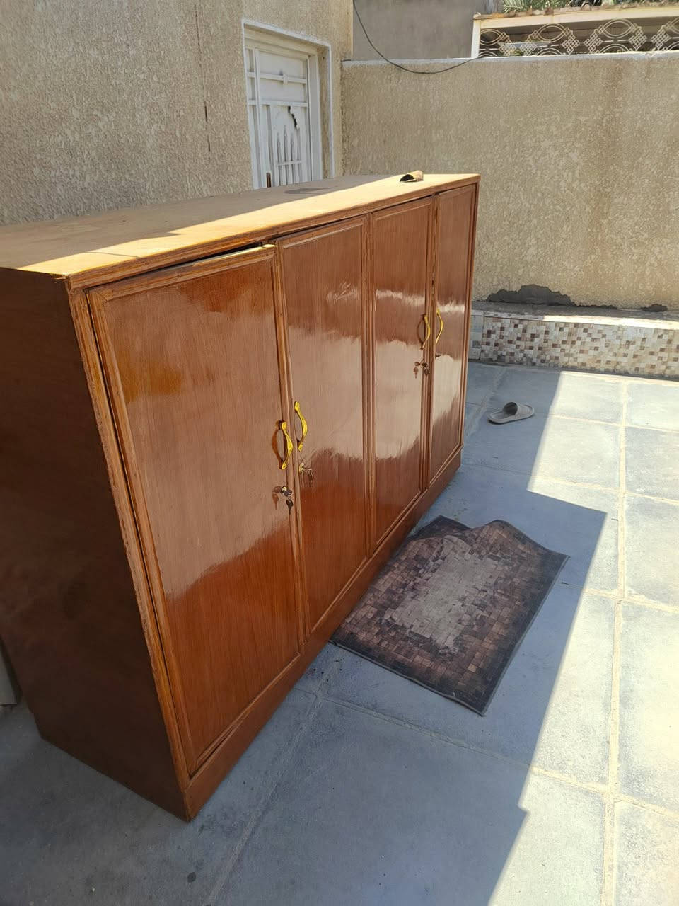 منضد 4 خانات كل خانه وحدها قفل ويده وقاطع وتعلاكه نضيف كلش


**إذا كنت صاحب هذا الإعلان وتريد حذفه لأي سبب، رجاءا أرسل رسالة إلى الدعم الفني**