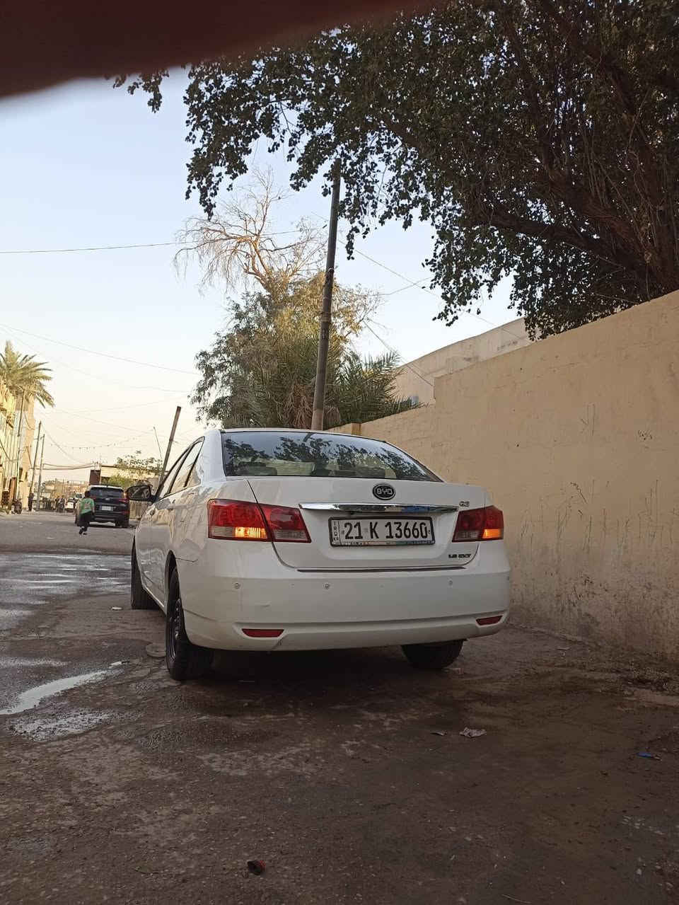 السلام عليكم
سيارة بي وايدي 2013
رقم شمالي 
المكان بغداد 
السعر 50 وبي مجال قليل 
الاستفسار على الرقم ***********
