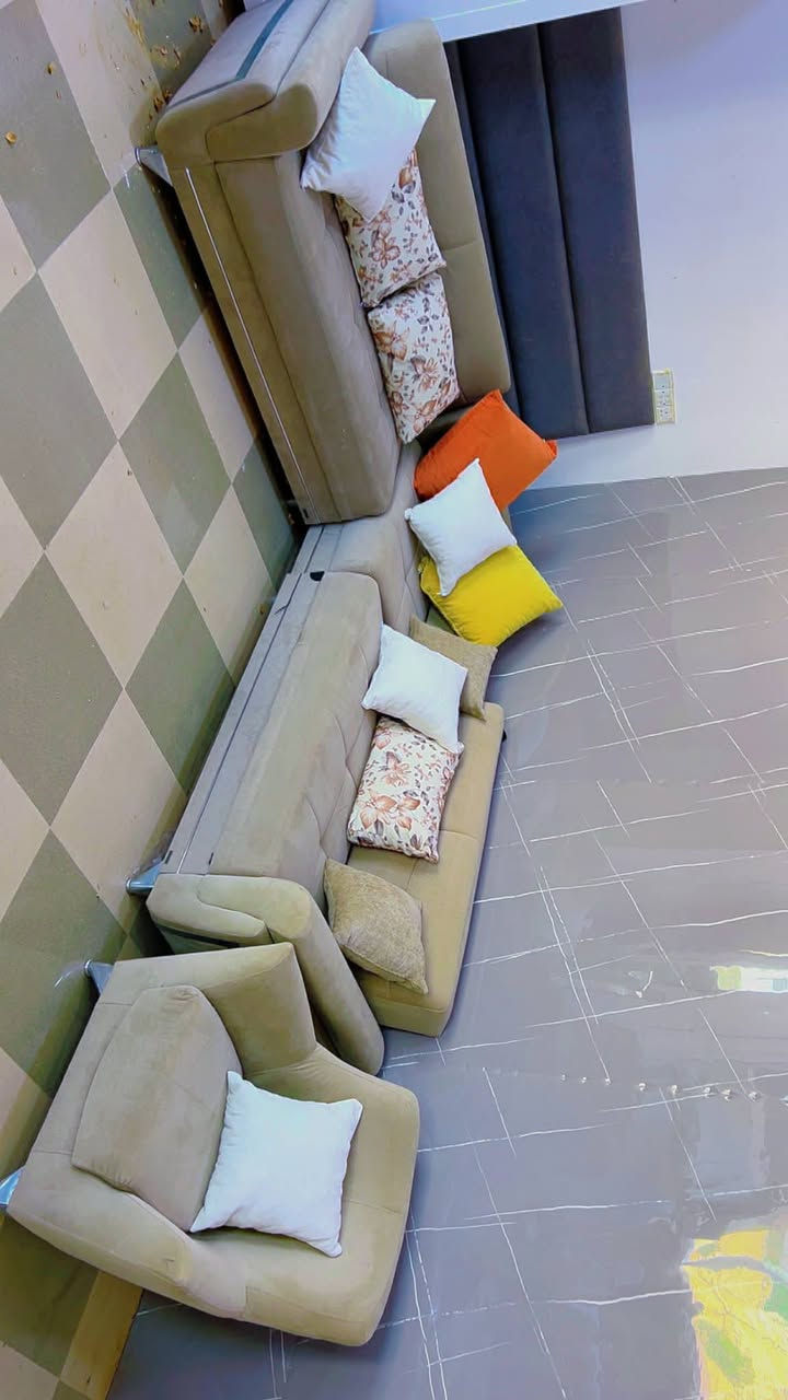 سڵاو ئەم قەنەفەیە بۆ فرۆشتنە ئێڵە تورکیە قەدی نەشکاوە ئەبێتە قەنەفەش هەشت نەفەرییە نرخی 230هەزارە  ناونیشان کۆیە


**إذا كنت صاحب هذا الإعلان وتريد حذفه لأي سبب، رجاءا أرسل رسالة إلى الدعم الفني**