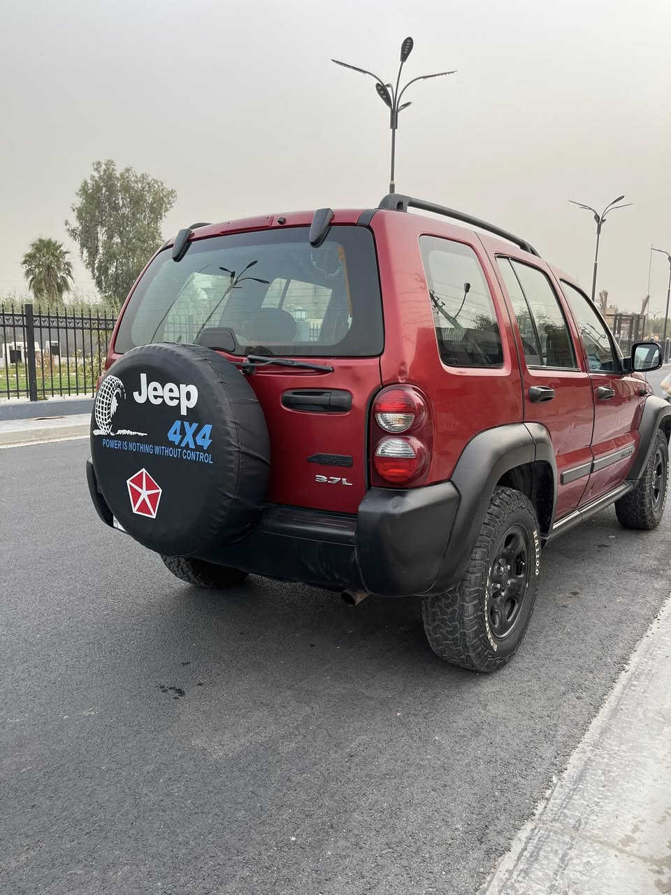 ليبرتي 2006 بزعفرانية 80 $ مابيها اي نقص ولا ضربه 
***********
