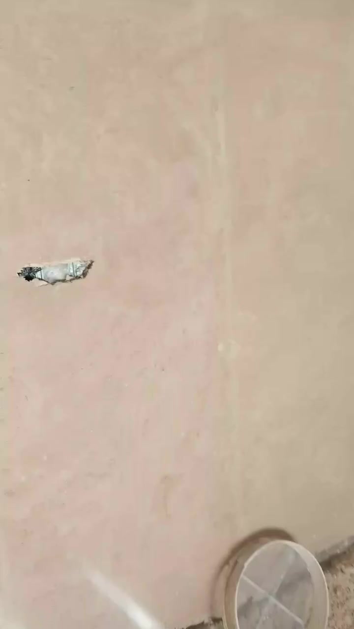 السلام عليكم لماذا شغلنا هذا الجص الشرط على المساطر متفرغ للشغل رقم التليفون *********** اللباخ ابو ريحانه بالخدمه موقع يحله العسكري شارع 80
