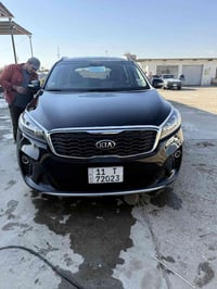 سورنتو 2020 خليجي  اسود رقم بغداد  ماشية 57  مكفولة حتى الدعاميات  6 س...