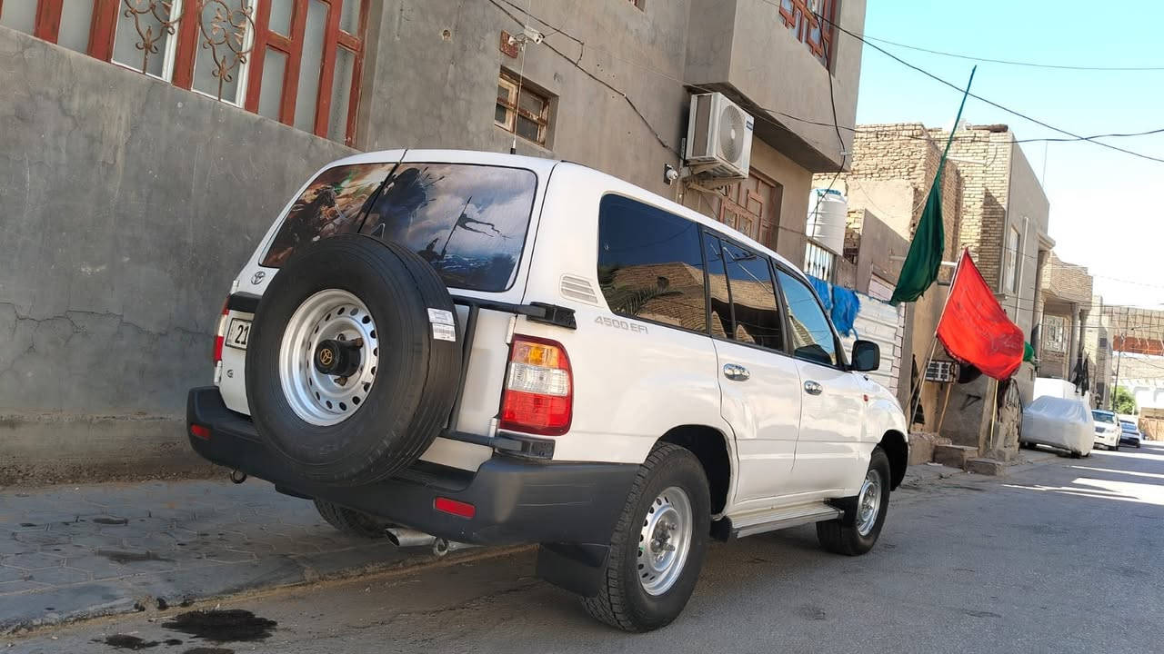 السلام عليكم مونيكا موديل 2000  مكينه 6 دبل تانكي  رقم سليمانيه تريد وكاله تريد مداور بيه صبغ حزام مكفوله من الضربه القويه منضومة تبريد جديده السعر 105وبيه مجال مكان نجف ***********
