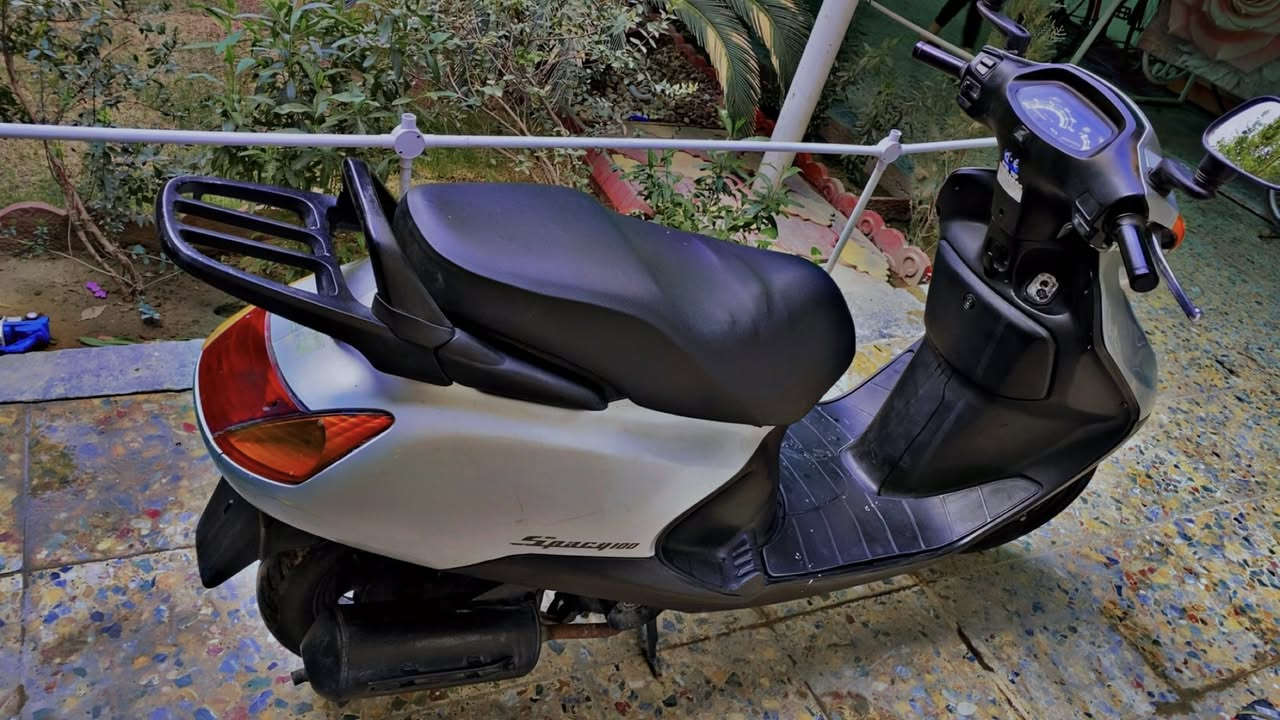 دراجة سبيسي ياباني للبيع
دراجة رمبه على ايدي نضيفه مكفول مكينه بلاديه ناعمه كهربائيات كلها شغاله تشغيله سلف او هندر بلاديه ممبدل بيها اي شي فقط شخوط بسيطه ماشيه 30 الف المكان بغداد الكرخ السعر 850 الف وبيها مجال ***********
