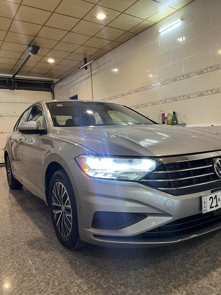 فۆلکسواگن جیتا ٢٠٢١ مواصفات ئێس ، ٤٢ میل ڕۆشتووە ، پێش و پاش کەپس ، بێ ئەیرباگ ، تەنها ١ دەرگای دوای سەکن بۆیاخە ، بەشەرتی گێڕو مەکینە و هەموو شتێک ئەیفرۆشم ، لە سلێمانیم داوای 149 گەڵای لێ ئەکەم ، ***********
